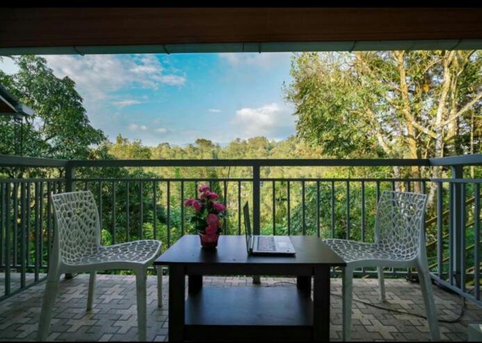 Munnar Minds Homestay Exteriör bild